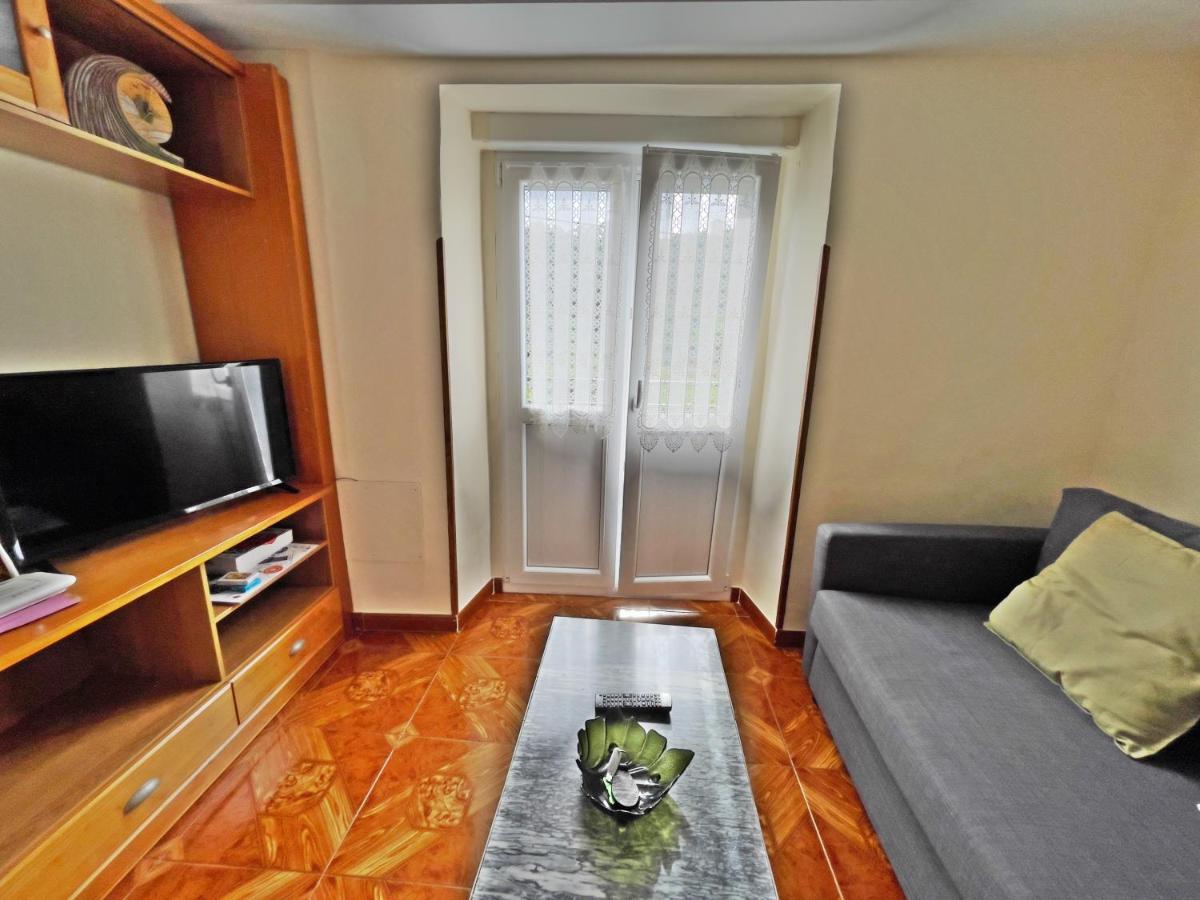 Apartamentos La Capitana Luarca Esterno foto