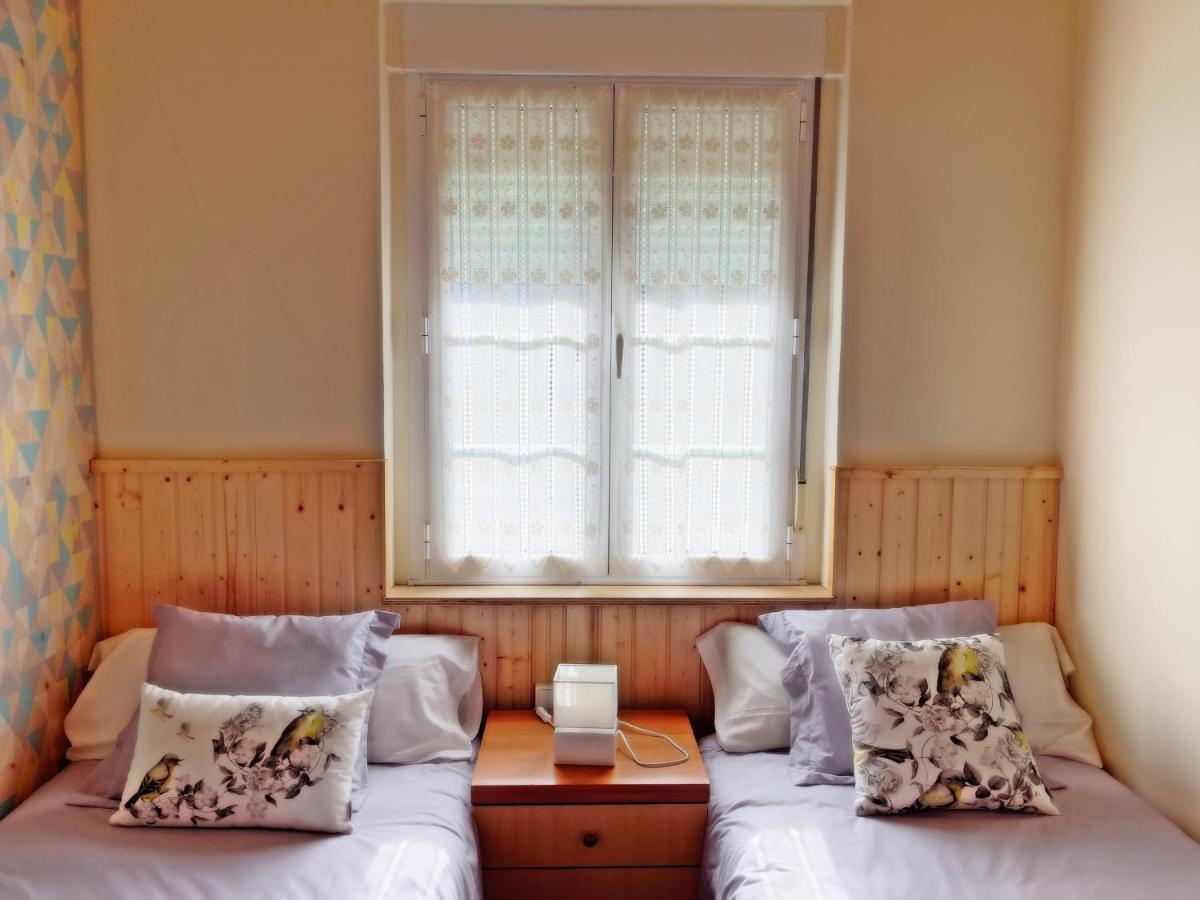 Apartamentos La Capitana Luarca Esterno foto