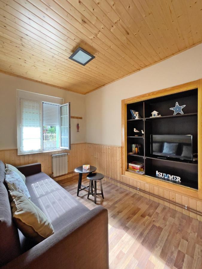 Apartamentos La Capitana Luarca Esterno foto